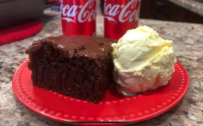 Coca Cola cake recipe with ice cream