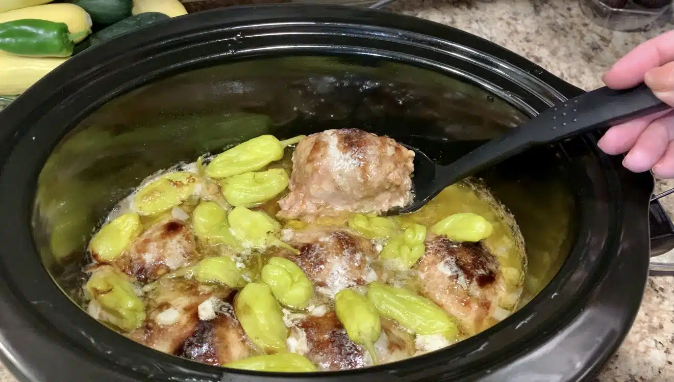 Mississippi Chicken Thighs Slow Cooker Mississippi chicken Recipe
