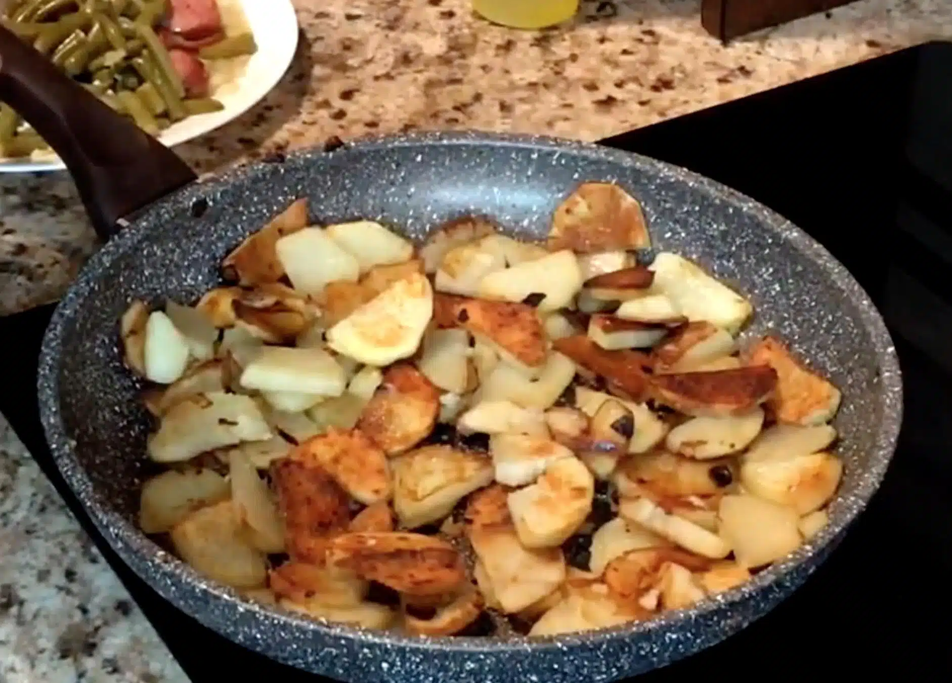Fried Potatoes Fried Potatoes in Skillet
