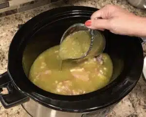 How to make Crockpot Creamy Chicken Enchilada Soup