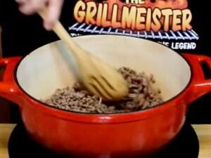 Adding ground beef to pot